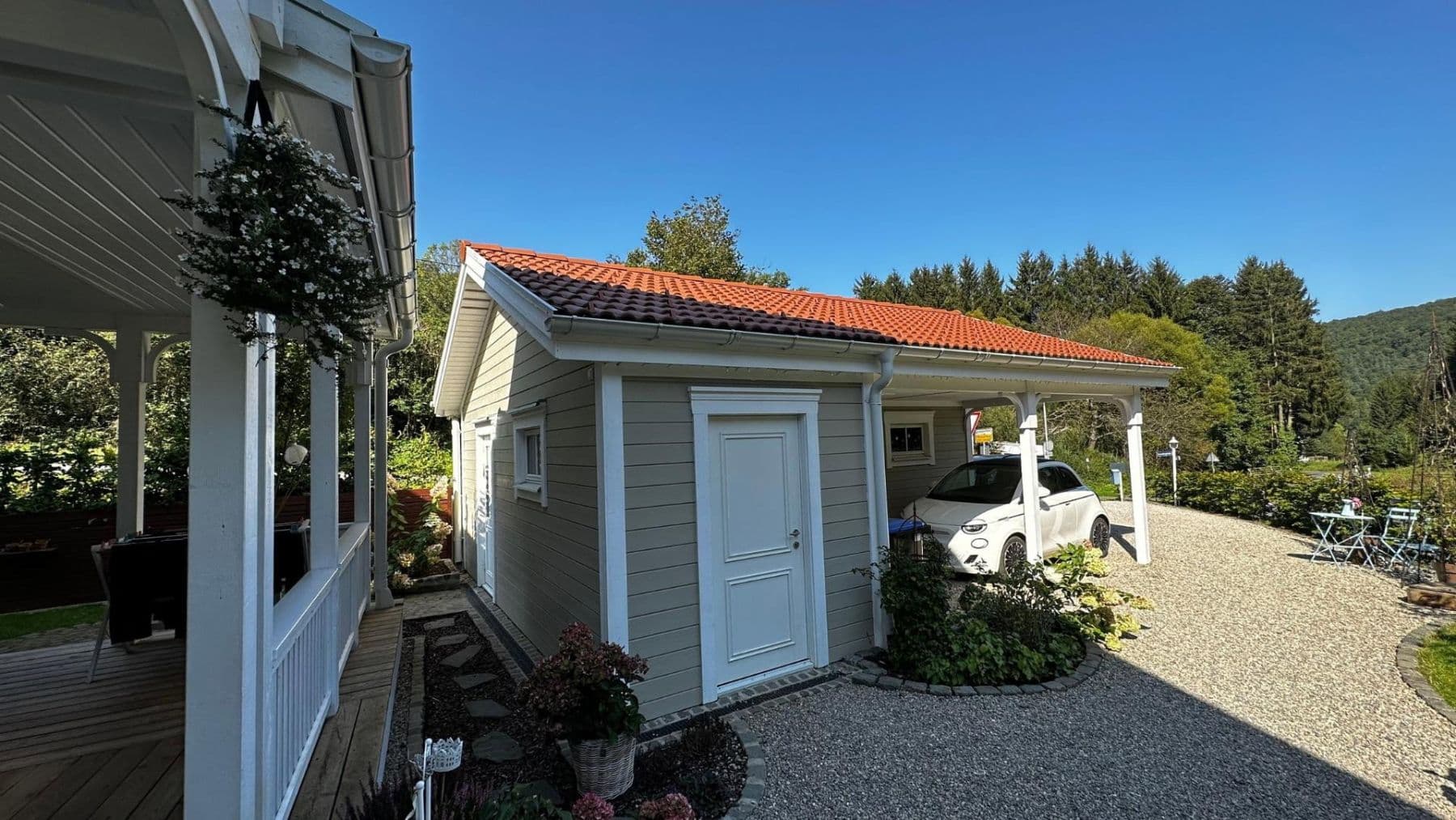 Prodej domu 171 m², pozemek 671 m², Dümpelfeld, Porýní-Falc Prodej domu 171 m², pozemek 671 m², Dümpelfeld, Porýní-Falc