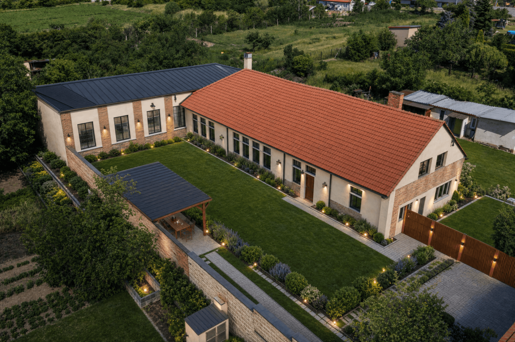 Prodej domu 500 m², pozemek 1.112 m², Revoluční, Zlonice, Středočeský kraj Prodej domu 500 m², pozemek 1.112 m², Revoluční, Zlonice, Středočeský kraj
