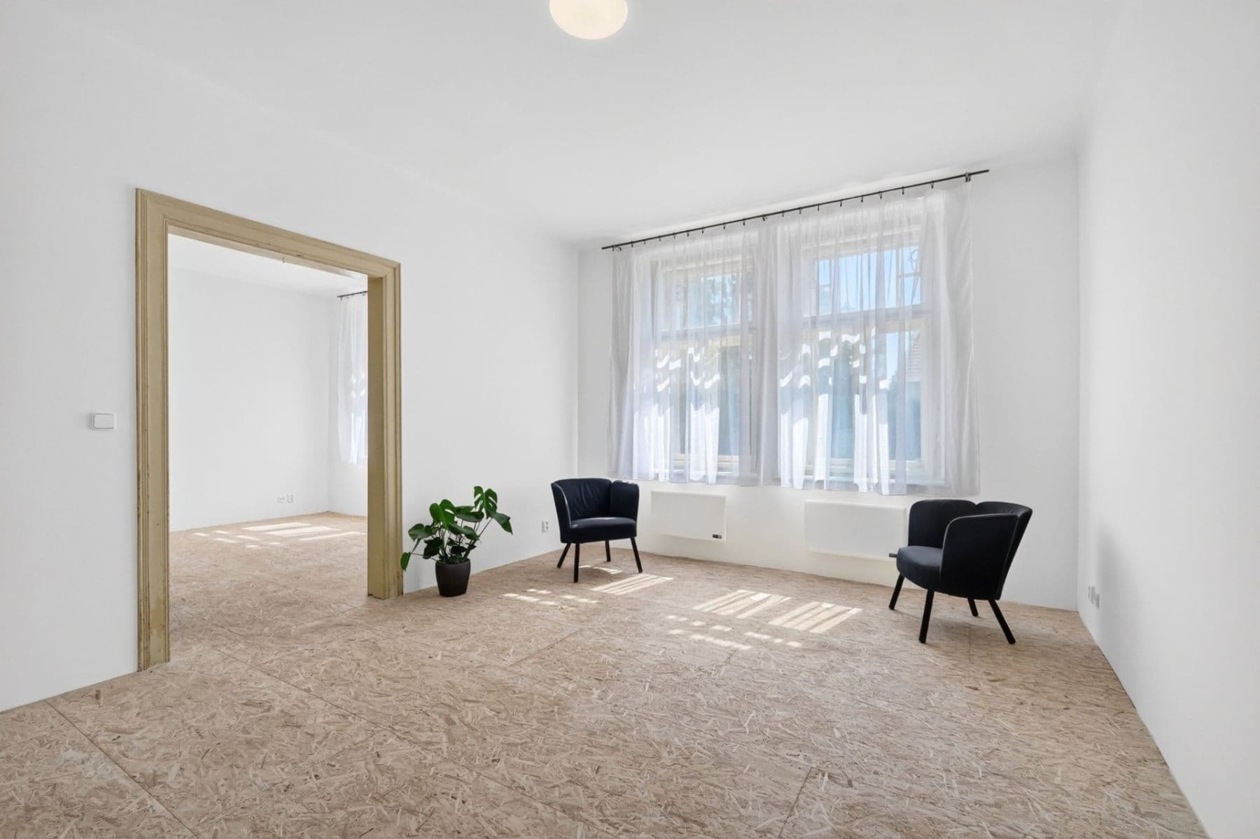 Prodej domu 500 m², pozemek 1.112 m², Revoluční, Zlonice, Středočeský kraj Prodej domu 500 m², pozemek 1.112 m², Revoluční, Zlonice, Středočeský kraj