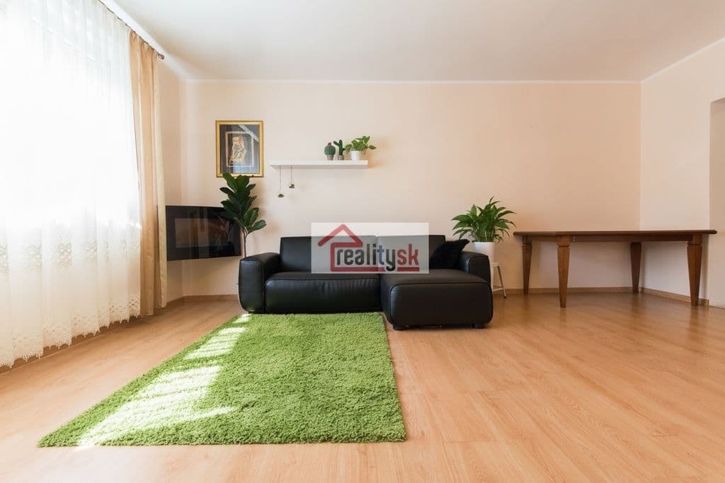 Prodej bytu 3+1 75 m², Ružová dolina, Ružinov, Bratislavský kraj Prodej bytu 3+1 75 m², Ružová dolina, Ružinov, Bratislavský kraj