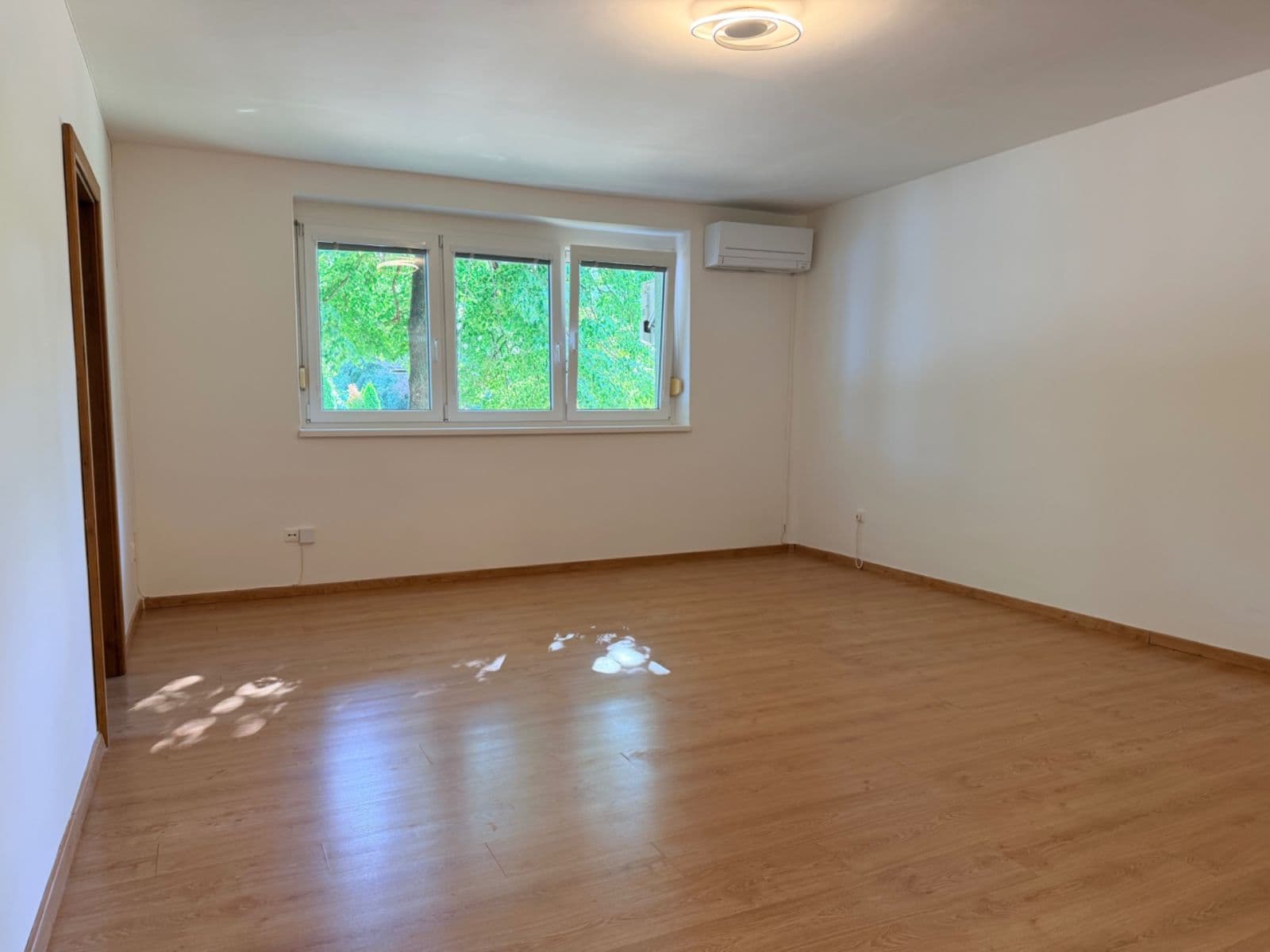 Prodej bytu 3+1 75 m², Ružová dolina, Ružinov, Bratislavský kraj Prodej bytu 3+1 75 m², Ružová dolina, Ružinov, Bratislavský kraj