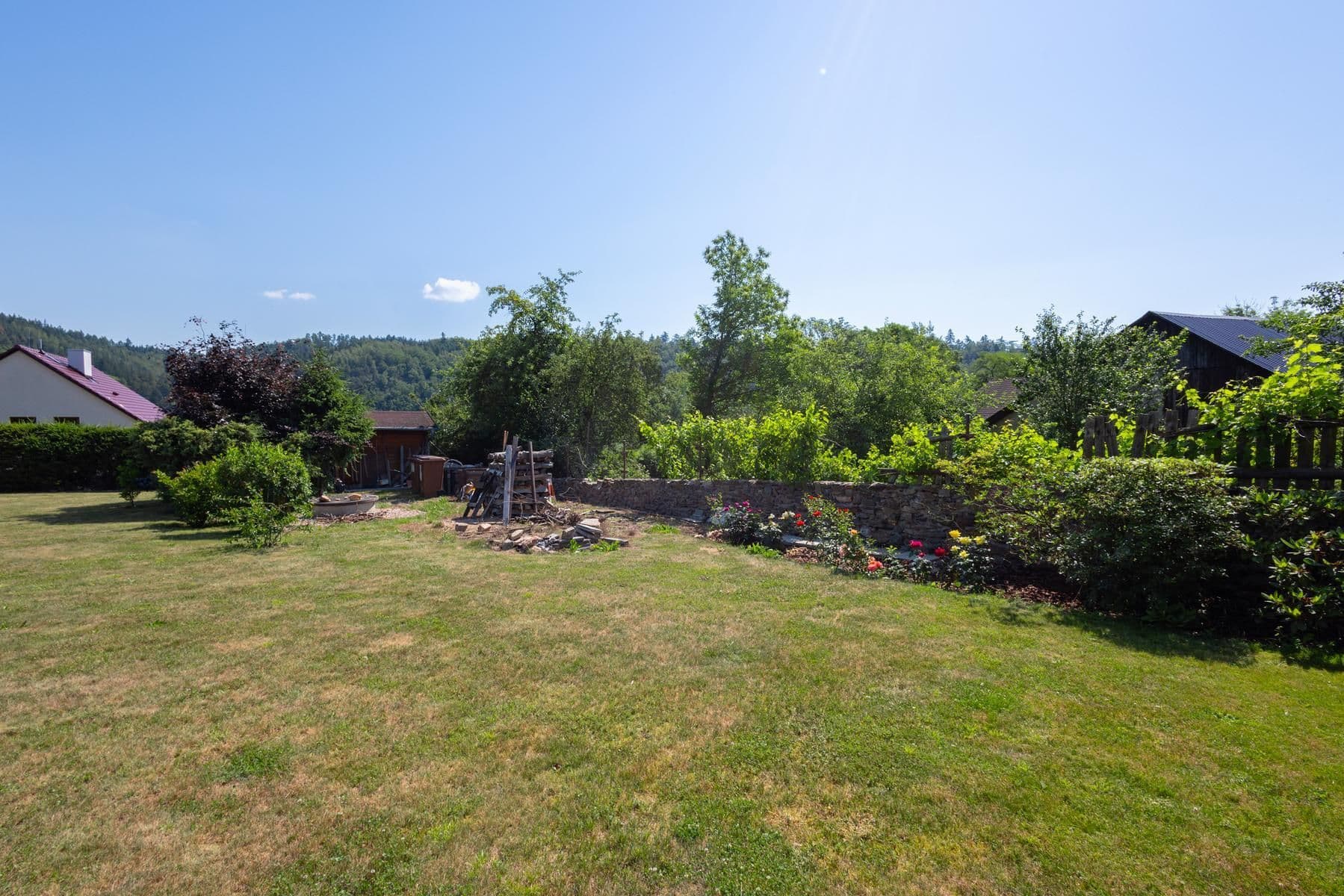 Prodej domu 130 m², pozemek 1.819 m², Kácov, Středočeský kraj Prodej domu 130 m², pozemek 1.819 m², Kácov, Středočeský kraj
