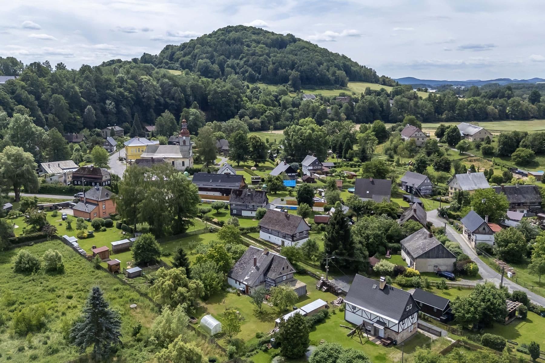 Prodej chaty, chalupy 139 m², pozemek 915 m², Velenice, Liberecký kraj Prodej chaty, chalupy 139 m², pozemek 915 m², Velenice, Liberecký kraj