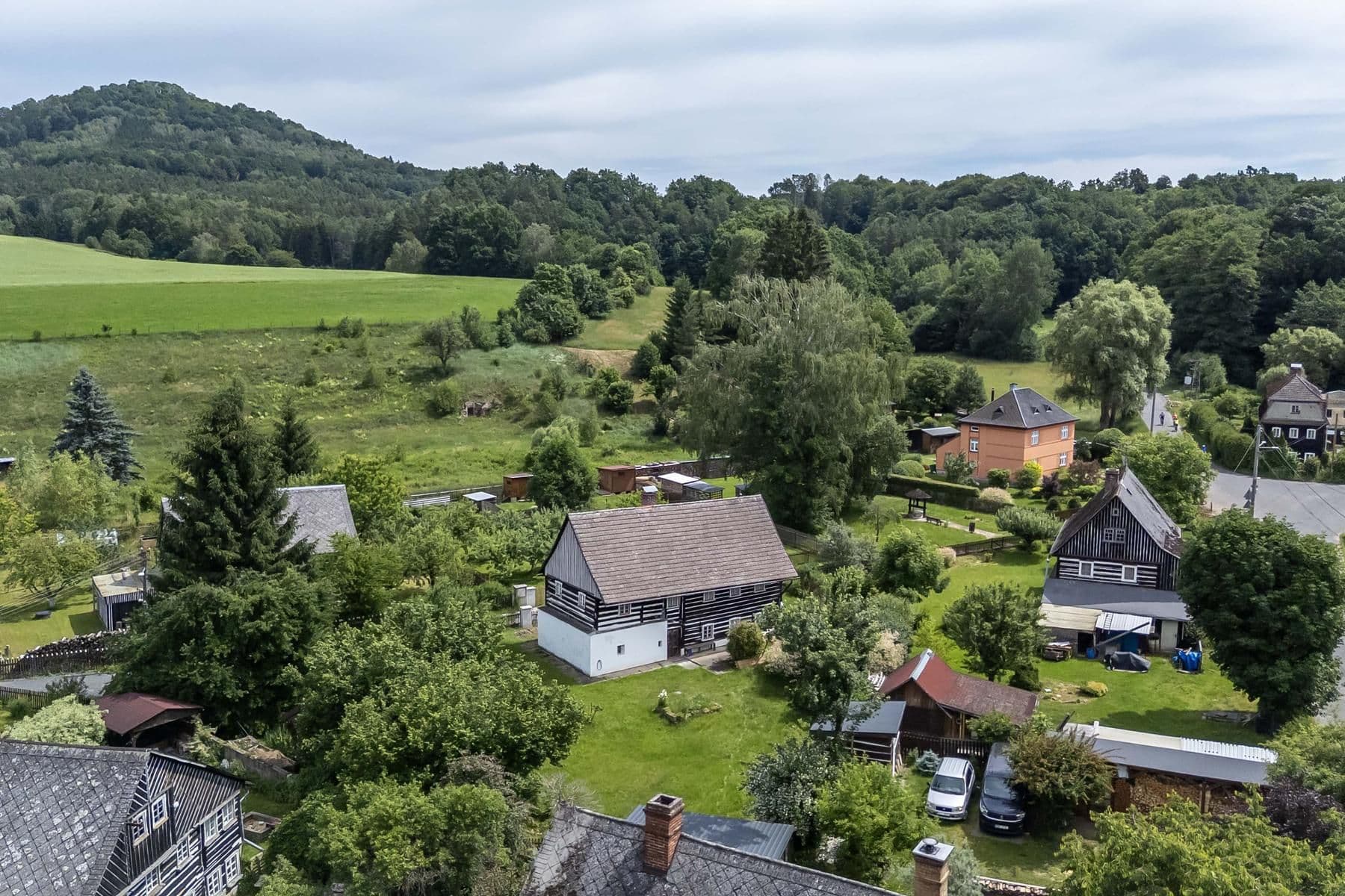 Prodej chaty, chalupy 139 m², pozemek 915 m², Velenice, Liberecký kraj Prodej chaty, chalupy 139 m², pozemek 915 m², Velenice, Liberecký kraj