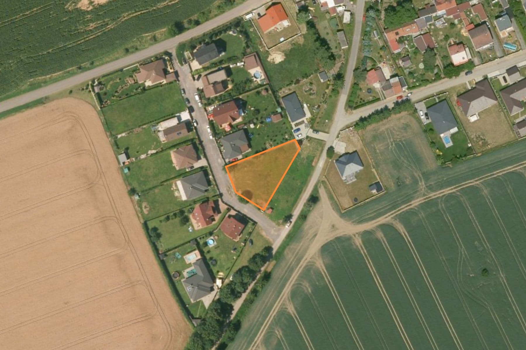 Prodej pozemku 1.135 m², Hostouň, Středočeský kraj Prodej pozemku 1.135 m², Hostouň, Středočeský kraj