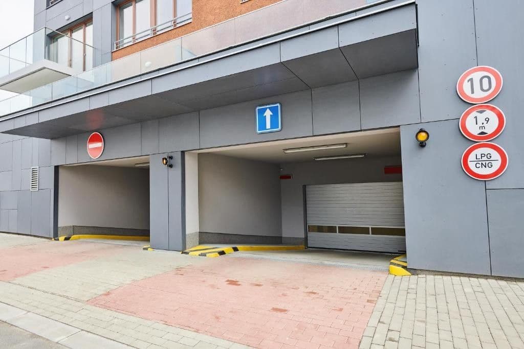 Pronájem bytu 1+kk 45 m², V Háji, Praha, Praha Pronájem bytu 1+kk 45 m², V Háji, Praha, Praha