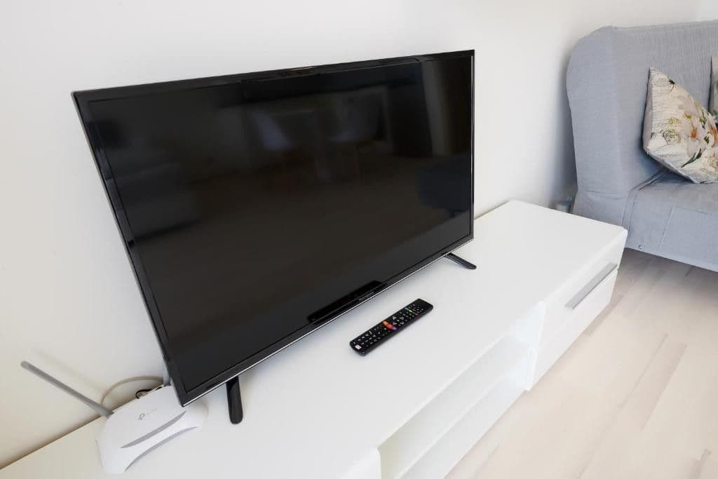 Pronájem bytu 1+kk 45 m², V Háji, Praha, Praha Pronájem bytu 1+kk 45 m², V Háji, Praha, Praha