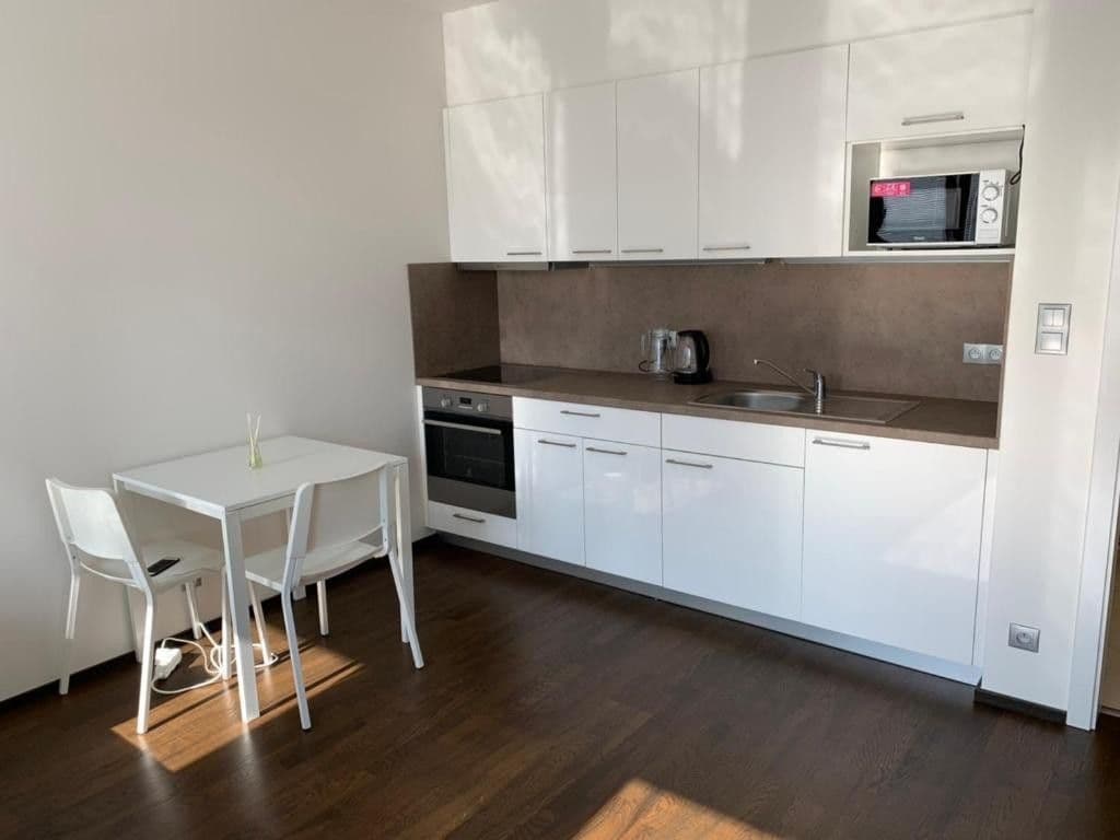 Pronájem bytu 1+kk 45 m², V Háji, Praha, Praha Pronájem bytu 1+kk 45 m², V Háji, Praha, Praha