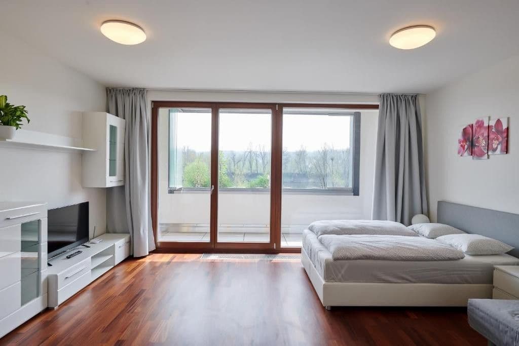 Pronájem bytu 1+kk 45 m², V Háji, Praha, Praha Pronájem bytu 1+kk 45 m², V Háji, Praha, Praha