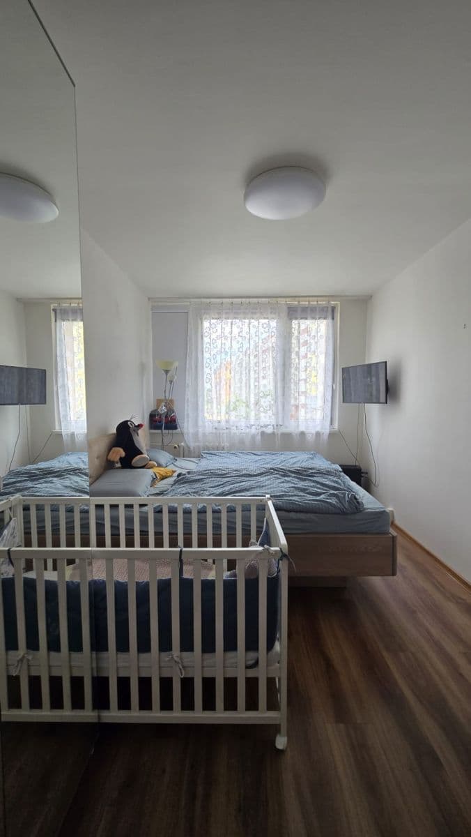 Pronájem bytu 2+kk 49 m², Milánská, Praha, Praha Pronájem bytu 2+kk 49 m², Milánská, Praha, Praha