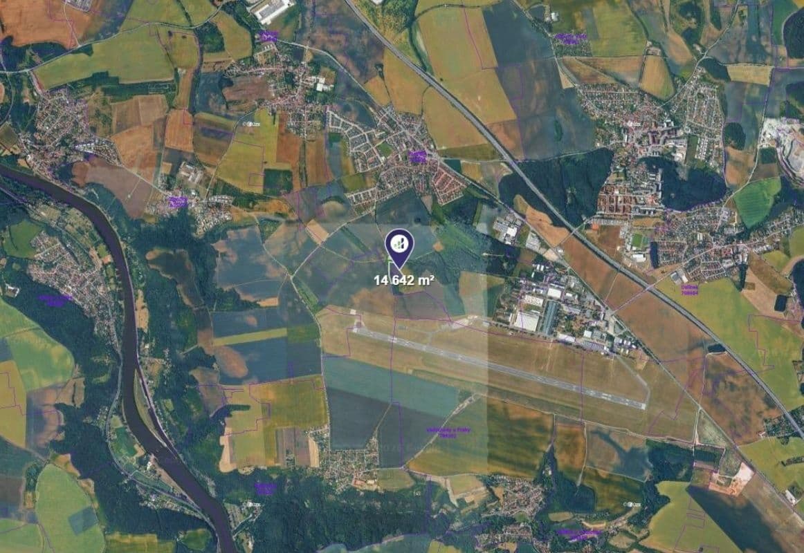 Prodej pozemku 14.642 m², Postřižín, Středočeský kraj Prodej pozemku 14.642 m², Postřižín, Středočeský kraj