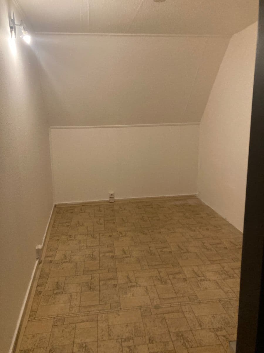 Prodej domu 108 m², pozemek 220 m², Pohorská, Kaplice, Jihočeský kraj Prodej domu 108 m², pozemek 220 m², Pohorská, Kaplice, Jihočeský kraj