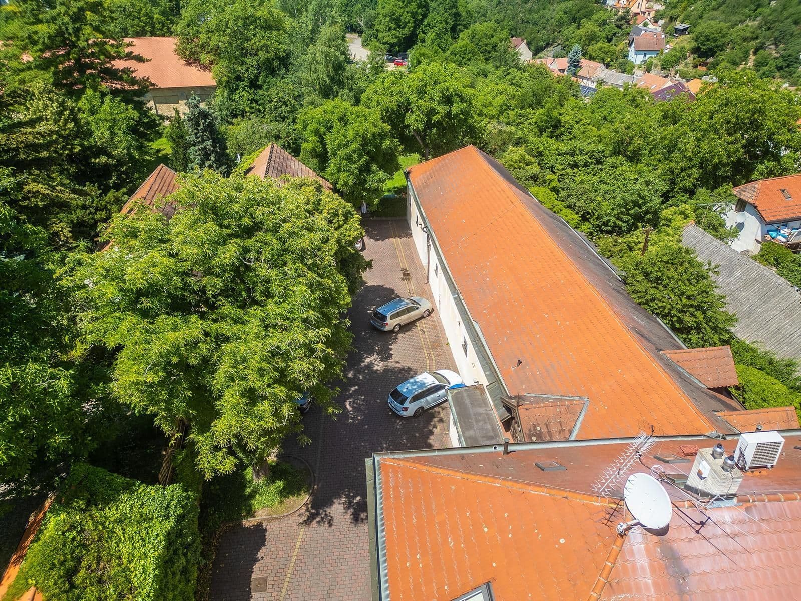 Prodej domu 250 m², pozemek 1.117 m², Bohnická, Praha, Praha Prodej domu 250 m², pozemek 1.117 m², Bohnická, Praha, Praha