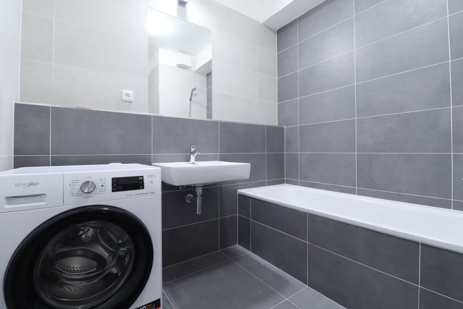 Pronájem bytu 1+kk 53 m², náměstí Olgy Scheinpflugové, Praha, Praha Pronájem bytu 1+kk 53 m², náměstí Olgy Scheinpflugové, Praha, Praha