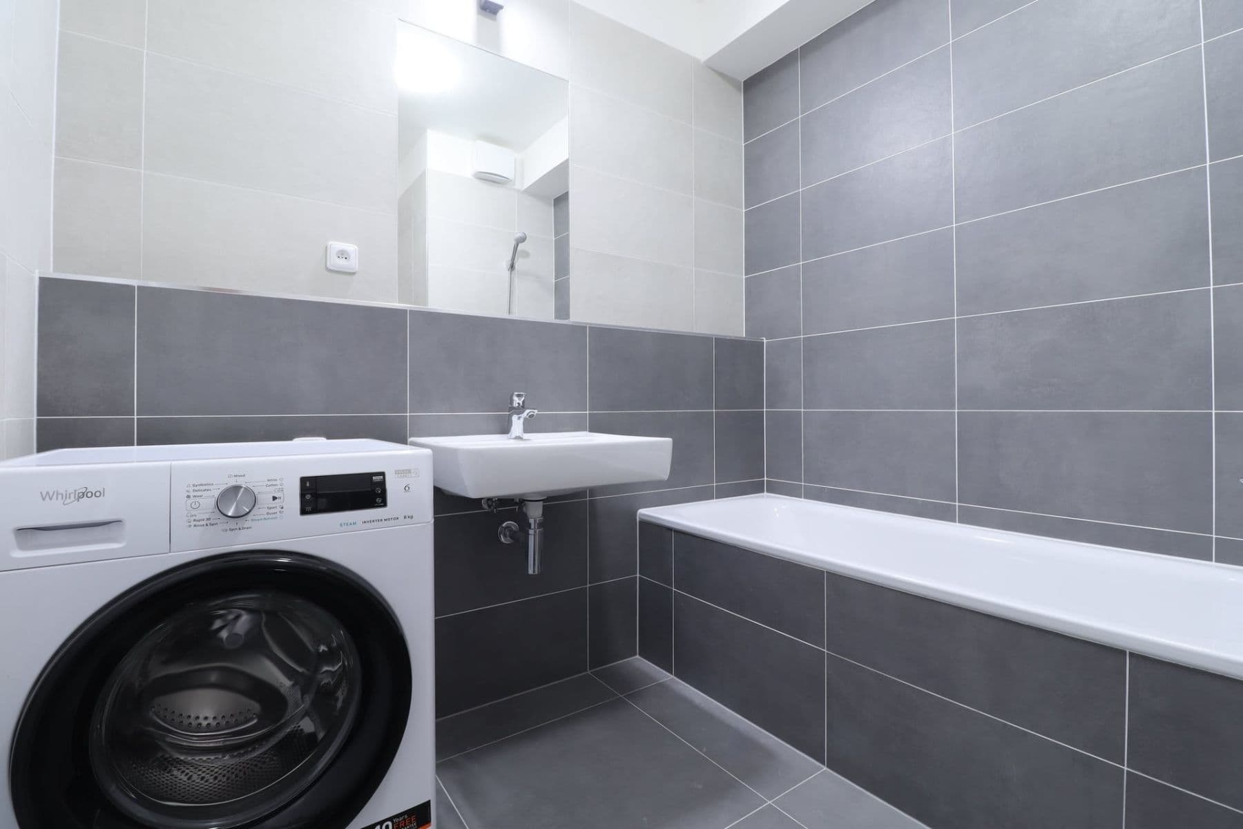 Pronájem bytu 1+kk 53 m², náměstí Olgy Scheinpflugové, Praha, Praha Pronájem bytu 1+kk 53 m², náměstí Olgy Scheinpflugové, Praha, Praha