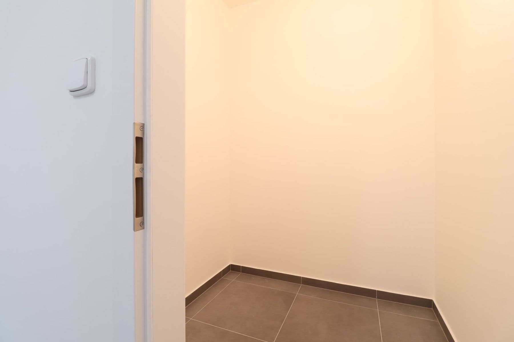 Pronájem bytu 1+kk 53 m², náměstí Olgy Scheinpflugové, Praha, Praha Pronájem bytu 1+kk 53 m², náměstí Olgy Scheinpflugové, Praha, Praha