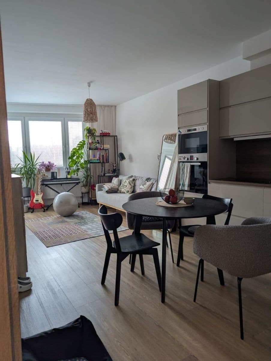 Pronájem bytu 2+kk 54 m², Lovosická, Praha, Praha Pronájem bytu 2+kk 54 m², Lovosická, Praha, Praha