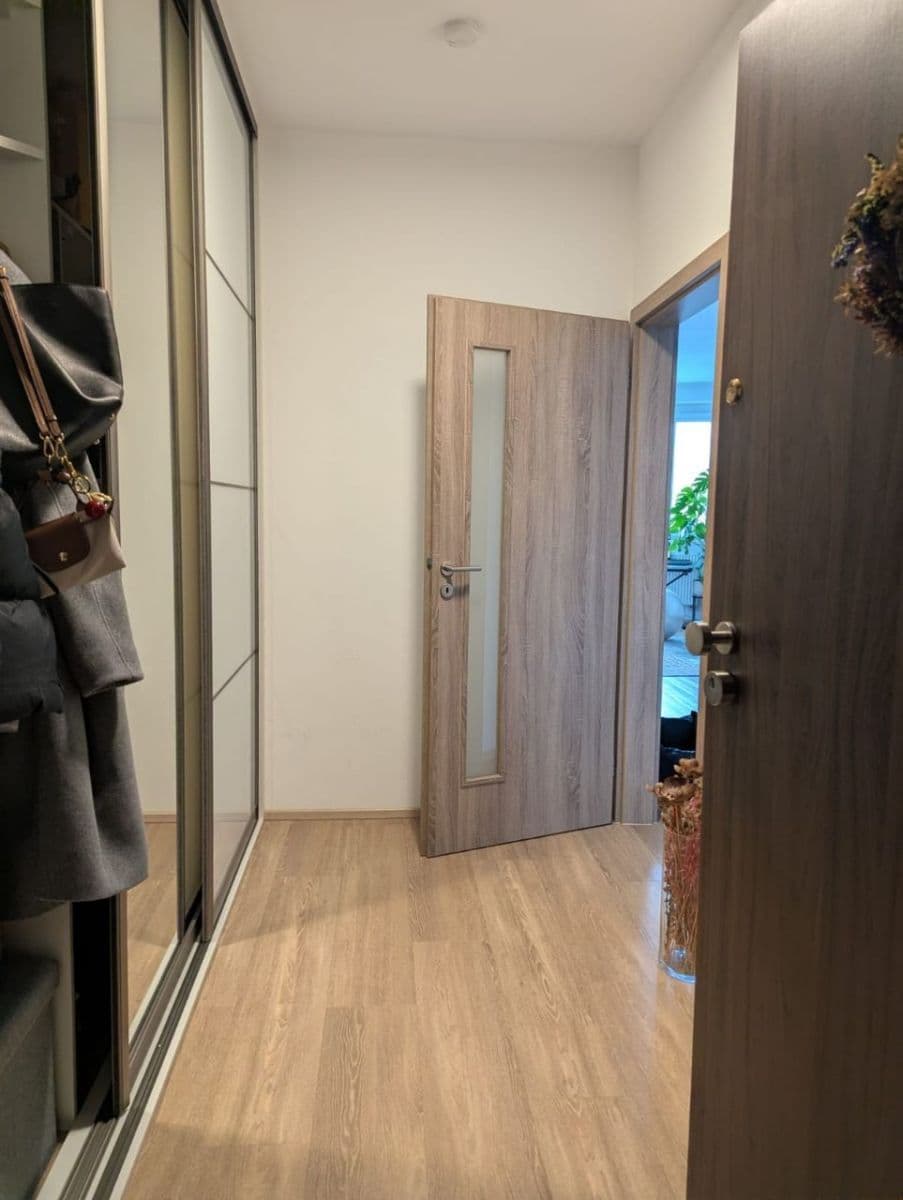 Pronájem bytu 2+kk 54 m², Lovosická, Praha, Praha Pronájem bytu 2+kk 54 m², Lovosická, Praha, Praha