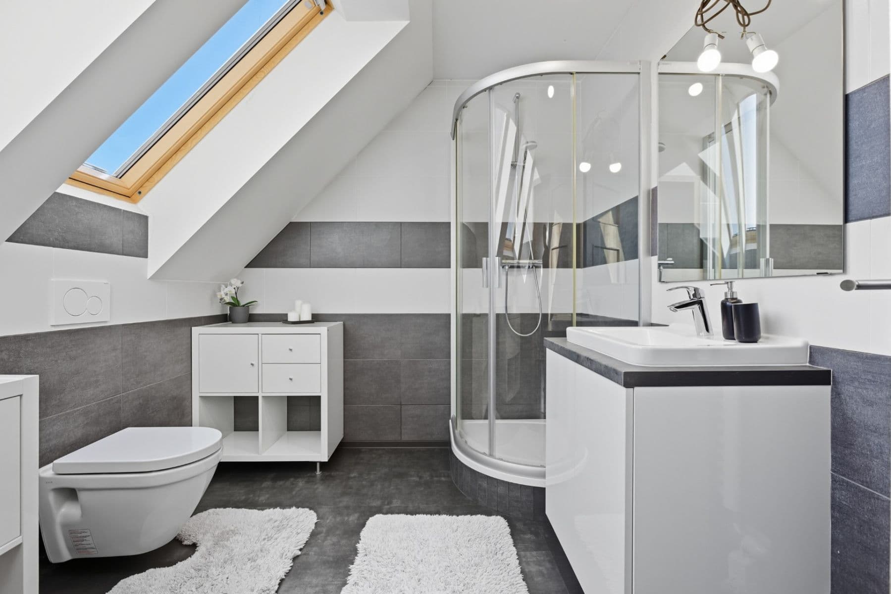 Prodej domu 145 m², pozemek 637 m², Jana Čermáka, Přišimasy, Středočeský kraj Prodej domu 145 m², pozemek 637 m², Jana Čermáka, Přišimasy, Středočeský kraj