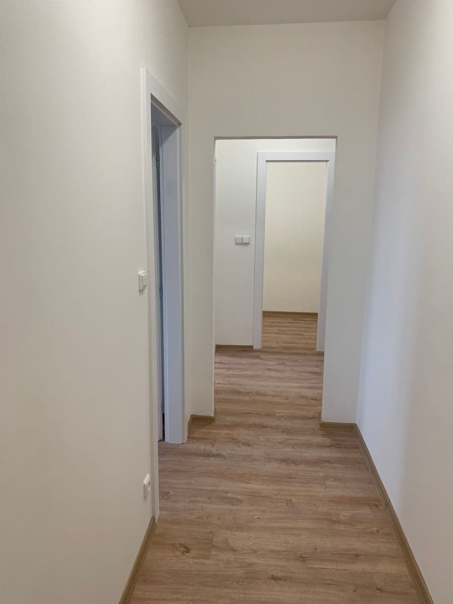Pronájem bytu 2+1 58 m², U Větrolamu, Hustopeče, Jihomoravský kraj Pronájem bytu 2+1 58 m², U Větrolamu, Hustopeče, Jihomoravský kraj