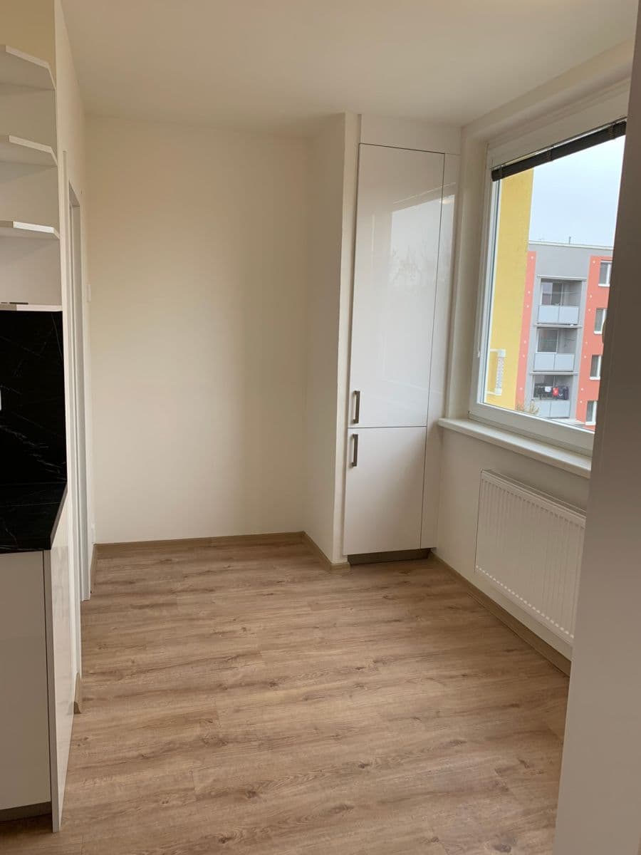 Pronájem bytu 2+1 58 m², U Větrolamu, Hustopeče, Jihomoravský kraj Pronájem bytu 2+1 58 m², U Větrolamu, Hustopeče, Jihomoravský kraj