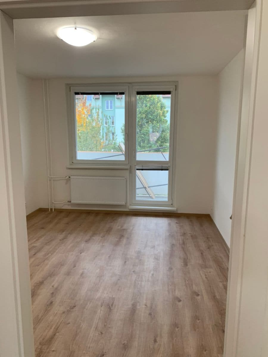 Pronájem bytu 2+1 58 m², U Větrolamu, Hustopeče, Jihomoravský kraj Pronájem bytu 2+1 58 m², U Větrolamu, Hustopeče, Jihomoravský kraj