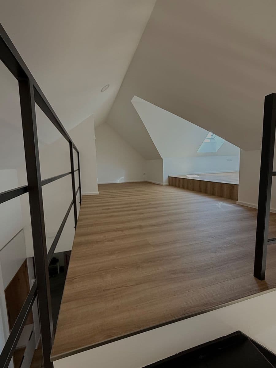 Pronájem bytu 1+kk 70 m², Palackého, Šlapanice, Jihomoravský kraj Pronájem bytu 1+kk 70 m², Palackého, Šlapanice, Jihomoravský kraj