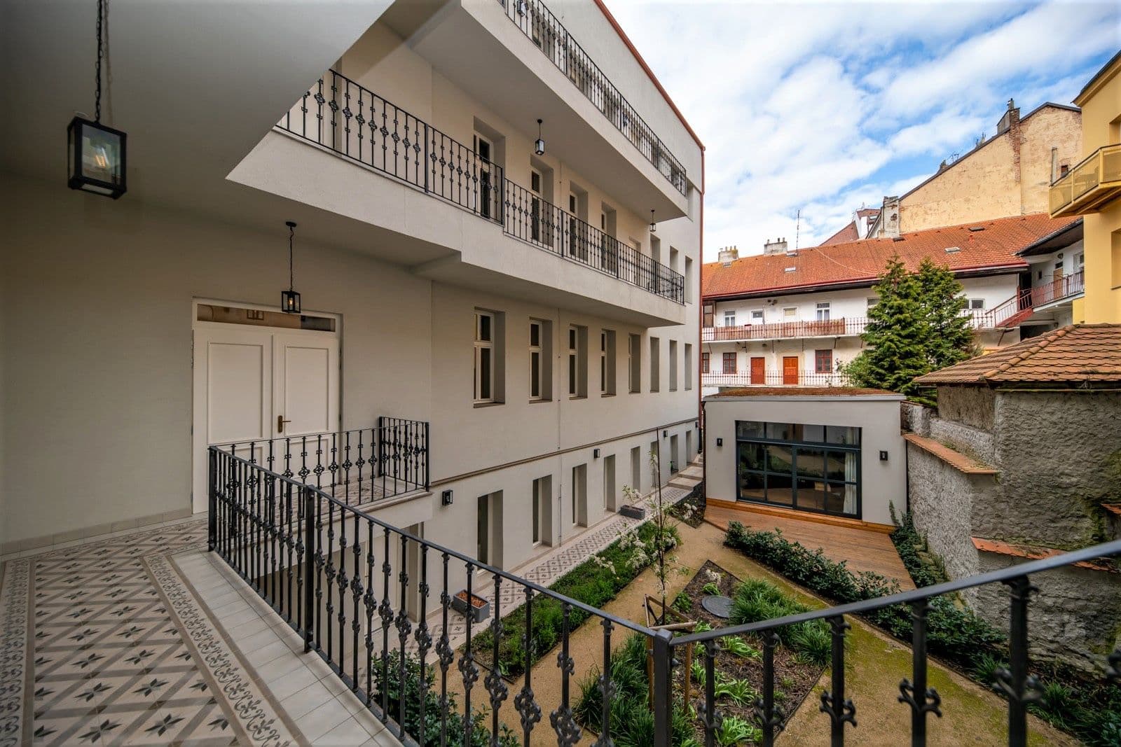 Pronájem bytu 1+kk 35 m², Lumírova, Praha, Praha Pronájem bytu 1+kk 35 m², Lumírova, Praha, Praha