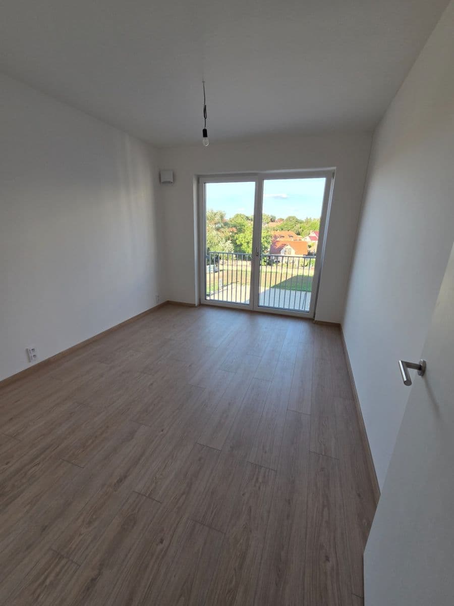 Pronájem bytu 2+kk 41 m², Cihlářská, Hostivice, Středočeský kraj Pronájem bytu 2+kk 41 m², Cihlářská, Hostivice, Středočeský kraj