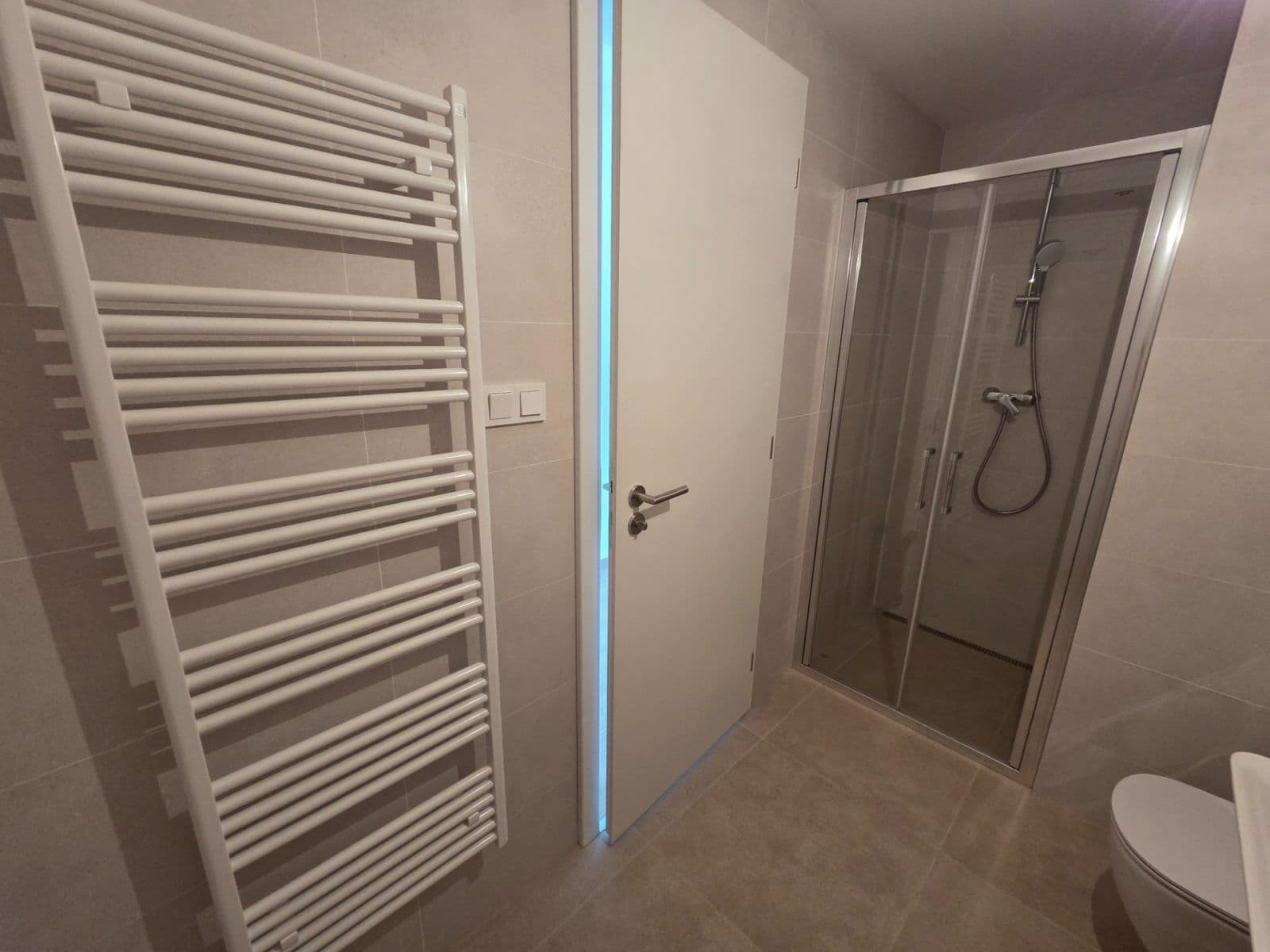 Pronájem bytu 2+kk 41 m², Cihlářská, Hostivice, Středočeský kraj Pronájem bytu 2+kk 41 m², Cihlářská, Hostivice, Středočeský kraj