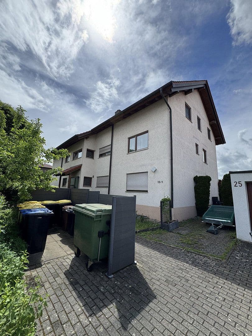 Prodej bytu 3+1 72 m², Bönnigheim, Bádensko-Württembersko Prodej bytu 3+1 72 m², Bönnigheim, Bádensko-Württembersko