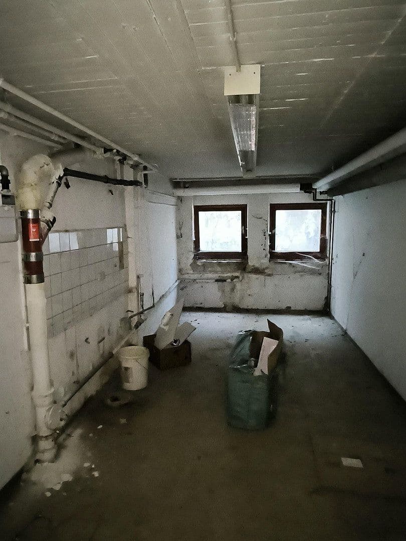 Pronájem nebytového prostoru 130 m², Bismarckstraße 108, Ludwigshafen, Porýní-Falc Pronájem nebytového prostoru 130 m², Bismarckstraße 108, Ludwigshafen, Porýní-Falc