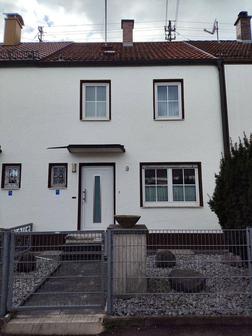 Prodej domu 105 m², pozemek 187 m², Augsburg, Bavorsko Prodej domu 105 m², pozemek 187 m², Augsburg, Bavorsko