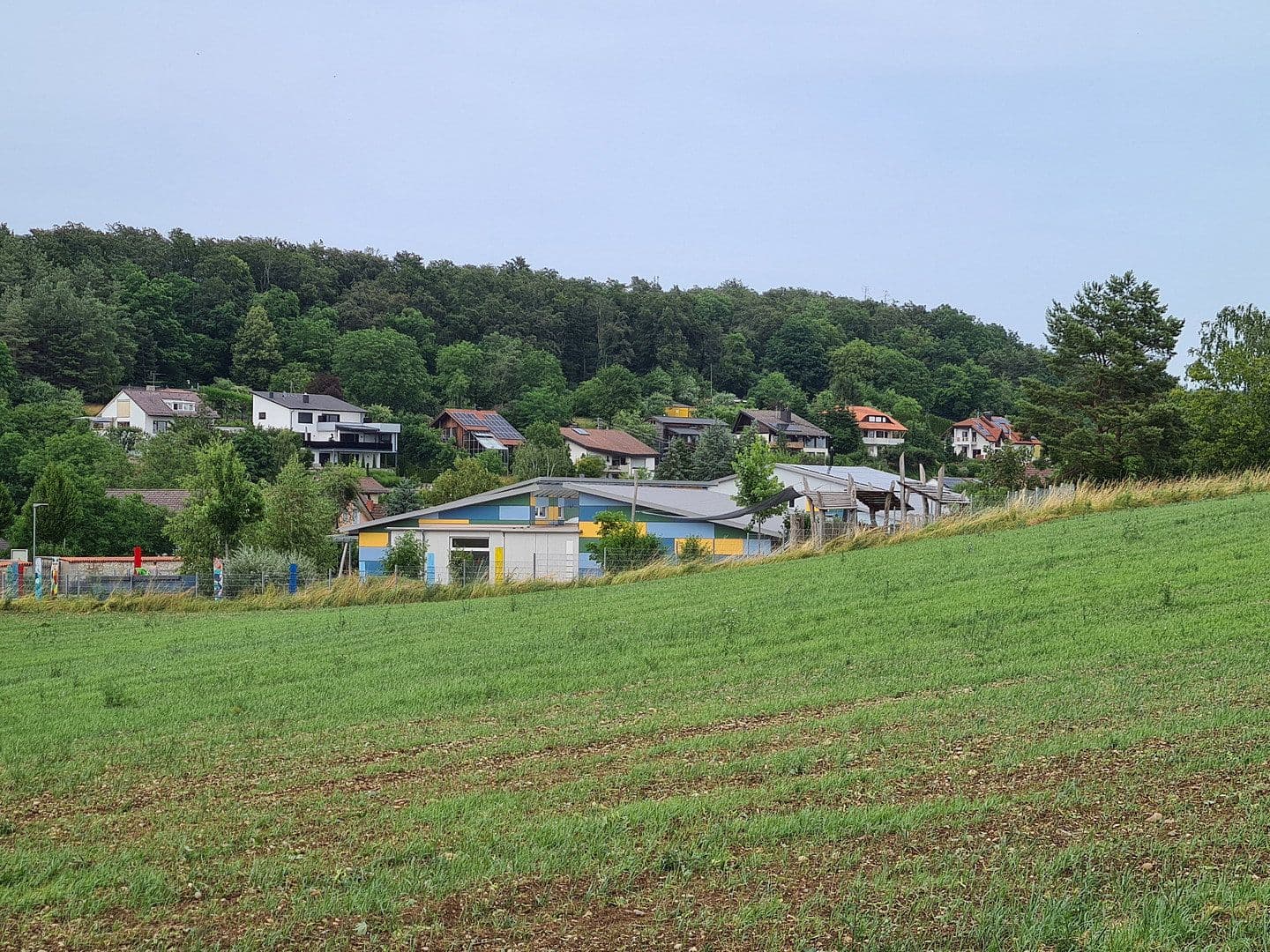 Prodej domu 339 m², pozemek 375 m², Paradiesweg 2, Aach, Bádensko-Württembersko Prodej domu 339 m², pozemek 375 m², Paradiesweg 2, Aach, Bádensko-Württembersko