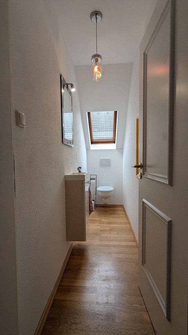 Pronájem bytu 3+kk 111 m², Kantstraße 24, München, Bavorsko Pronájem bytu 3+kk 111 m², Kantstraße 24, München, Bavorsko