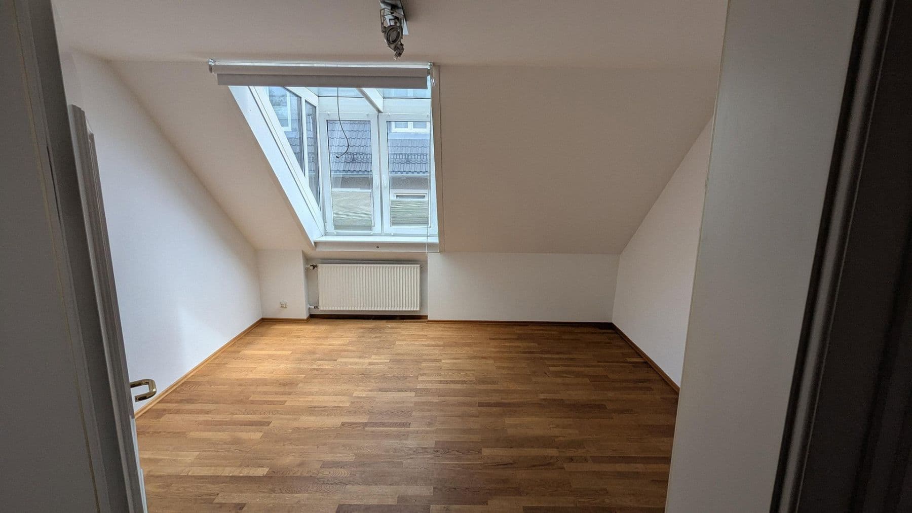 Pronájem bytu 3+kk 111 m², Kantstraße 24, München, Bavorsko Pronájem bytu 3+kk 111 m², Kantstraße 24, München, Bavorsko