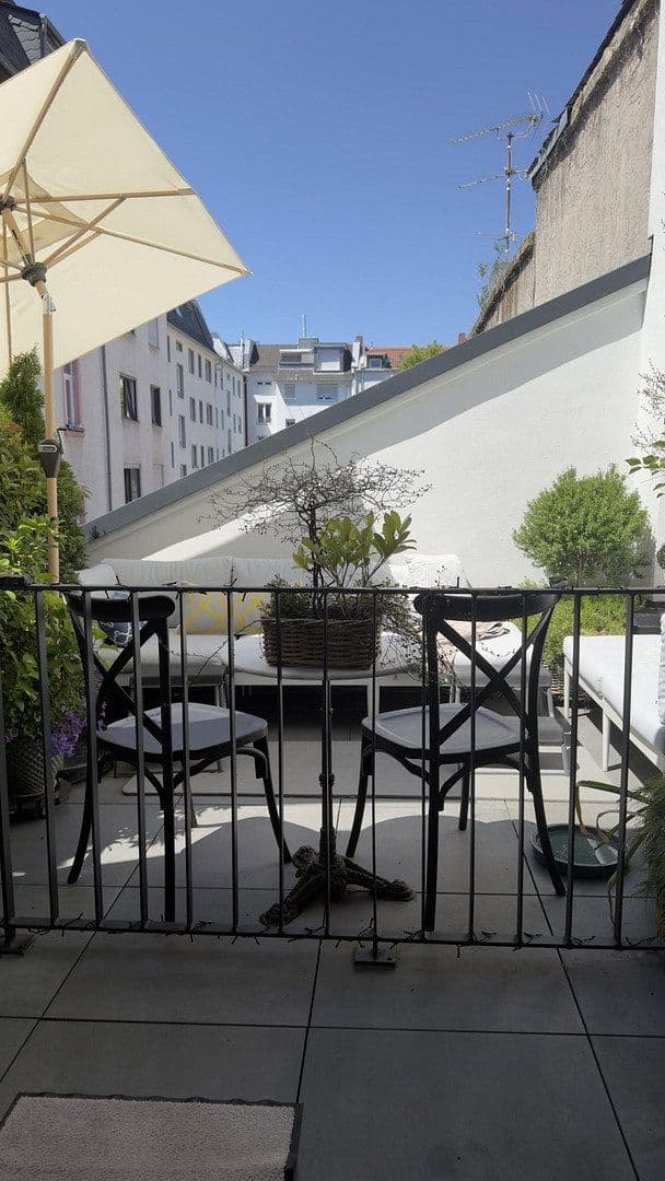 Prodej bytu 5+kk 104 m², Frankfurt am Main, Hessen Prodej bytu 5+kk 104 m², Frankfurt am Main, Hessen