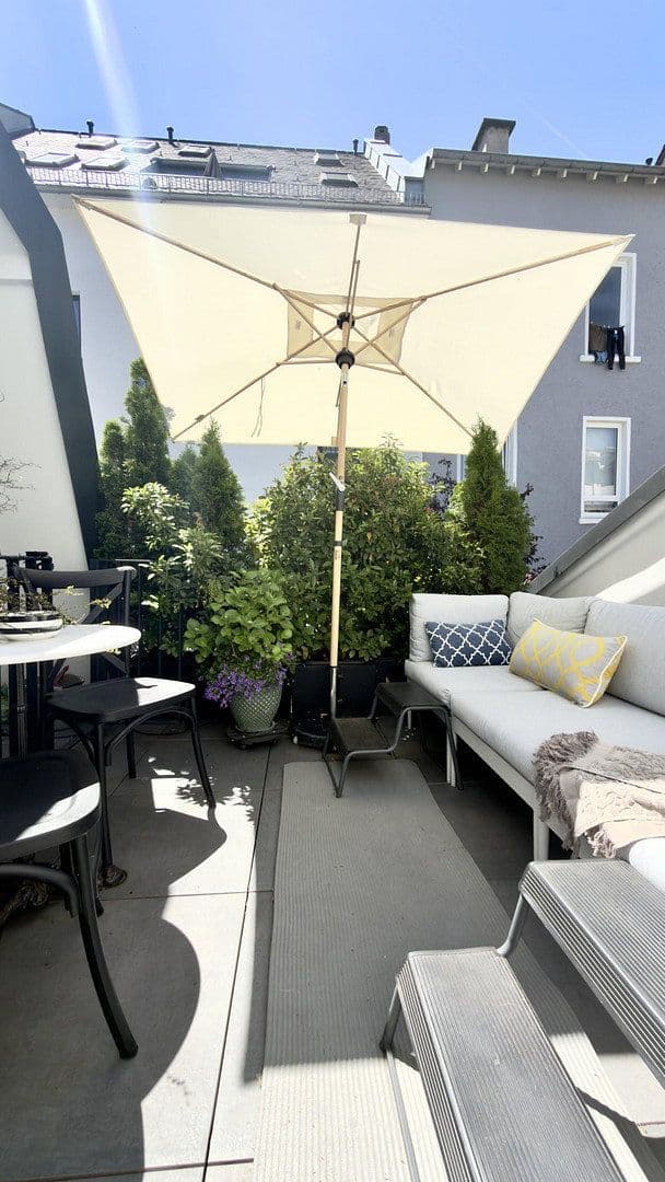 Prodej bytu 5+kk 104 m², Frankfurt am Main, Hessen Prodej bytu 5+kk 104 m², Frankfurt am Main, Hessen