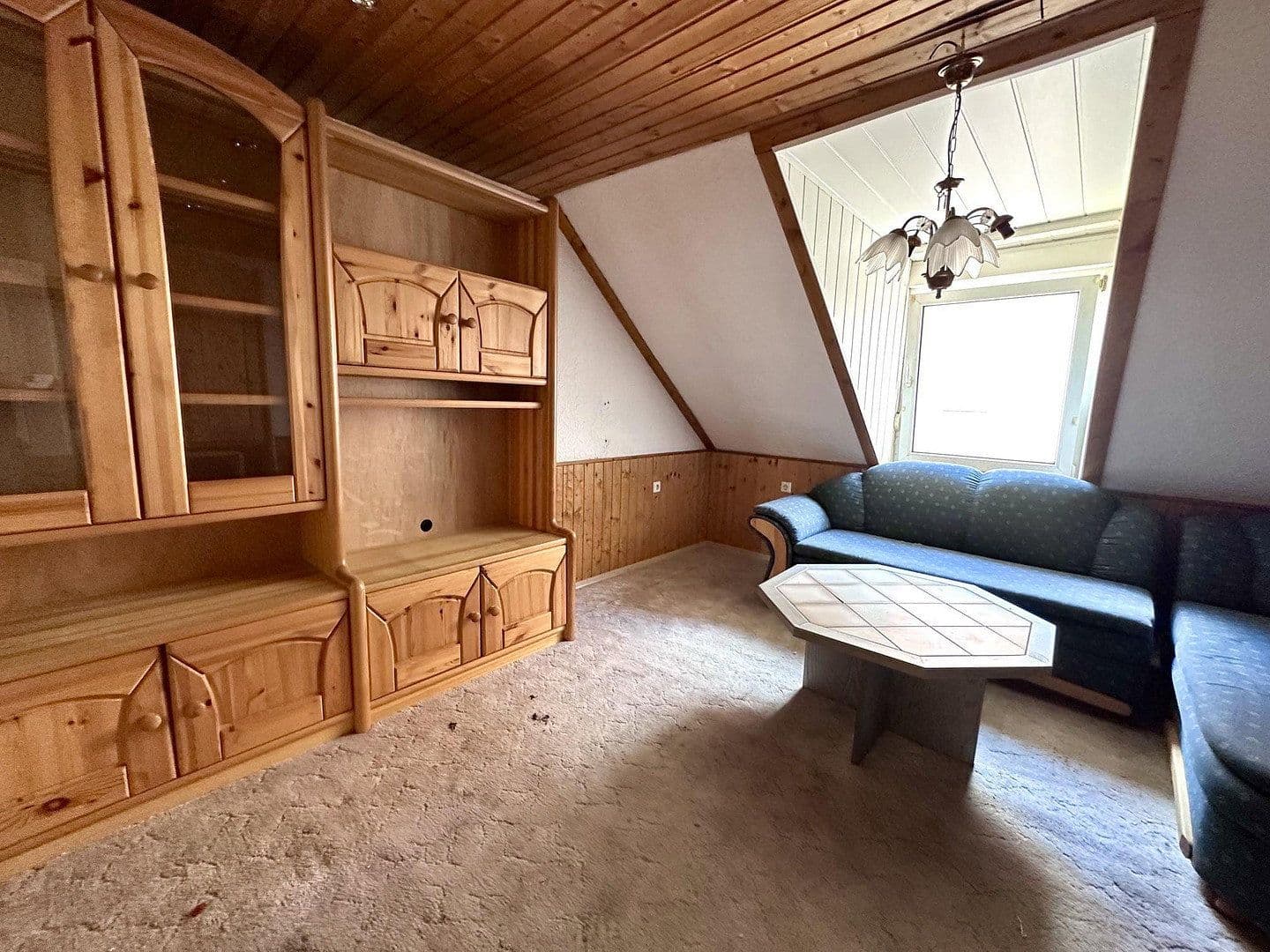 Prodej domu 90 m², pozemek 190 m², Herzogstraße 87, Pirmasens, Porýní-Falc Prodej domu 90 m², pozemek 190 m², Herzogstraße 87, Pirmasens, Porýní-Falc