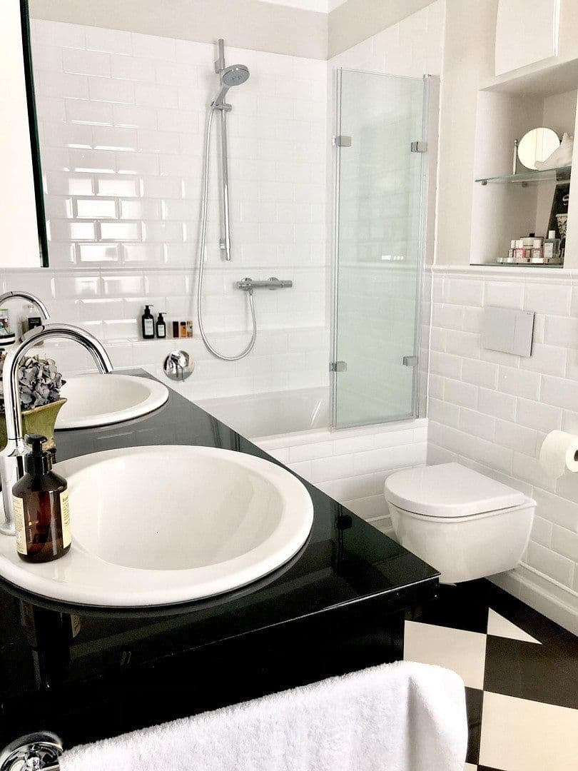 Prodej domu 104 m², pozemek 1 m², Frankfurt am Main, Hessen Prodej domu 104 m², pozemek 1 m², Frankfurt am Main, Hessen