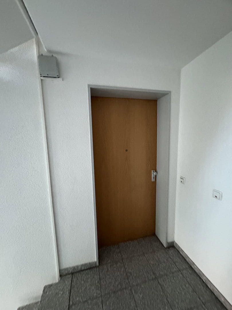 Pronájem bytu 3+1 70 m², Göppingen, Bádensko-Württembersko Pronájem bytu 3+1 70 m², Göppingen, Bádensko-Württembersko