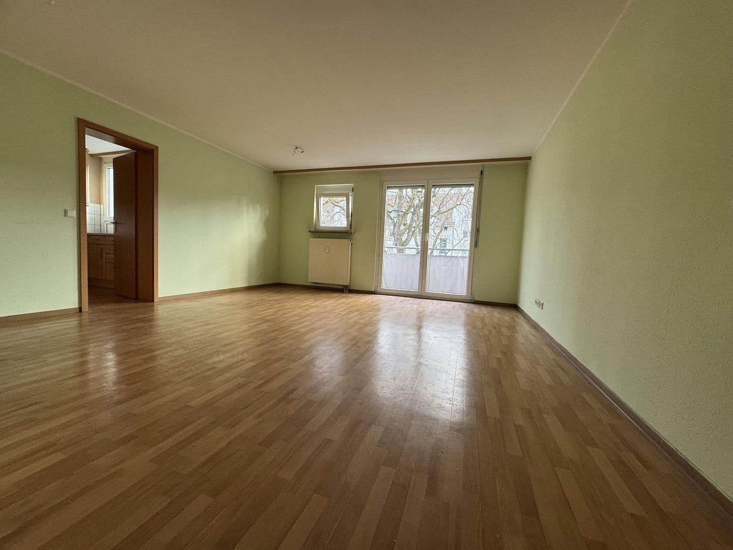 Pronájem bytu 3+1 70 m², Göppingen, Bádensko-Württembersko Pronájem bytu 3+1 70 m², Göppingen, Bádensko-Württembersko