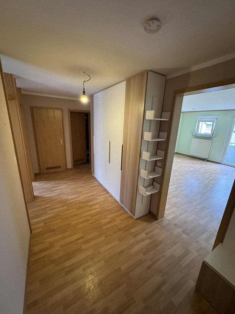 Pronájem bytu 3+1 70 m², Göppingen, Bádensko-Württembersko Pronájem bytu 3+1 70 m², Göppingen, Bádensko-Württembersko