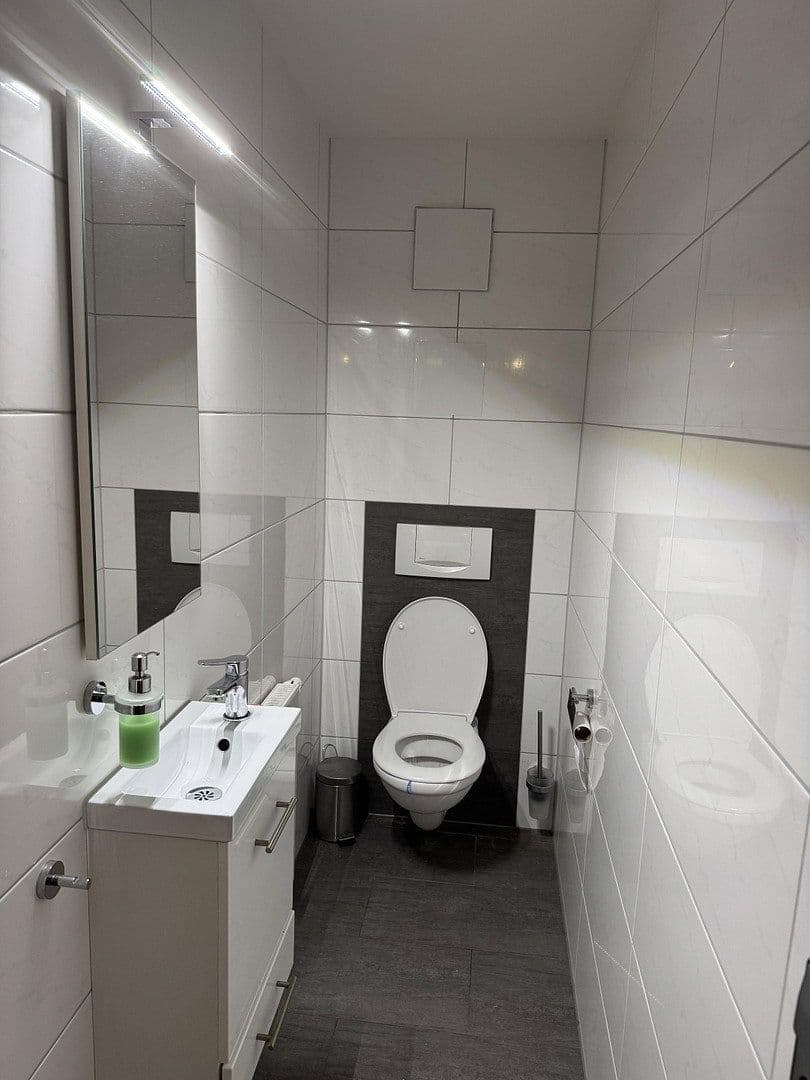 Pronájem bytu 3+1 70 m², Göppingen, Bádensko-Württembersko Pronájem bytu 3+1 70 m², Göppingen, Bádensko-Württembersko