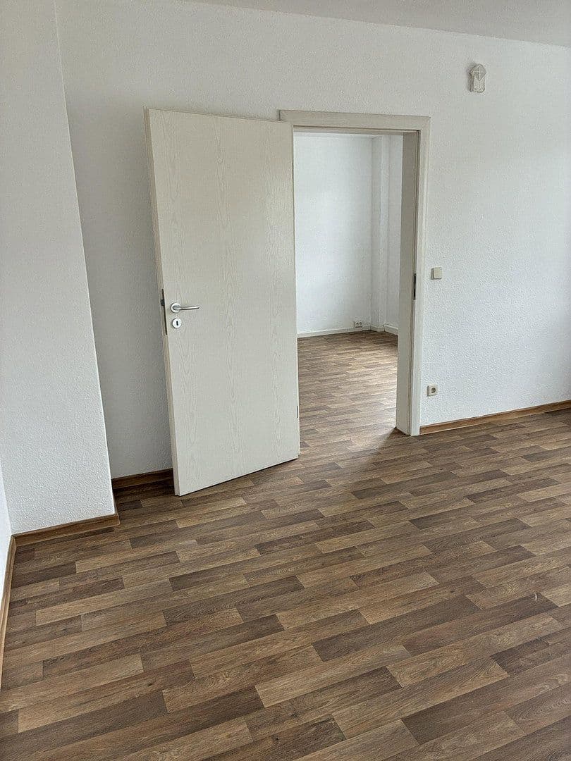 Pronájem bytu 4+1 84 m², Amalienstraße 123, Dessau-Roßlau, Sasko-Anhaltsko Pronájem bytu 4+1 84 m², Amalienstraße 123, Dessau-Roßlau, Sasko-Anhaltsko