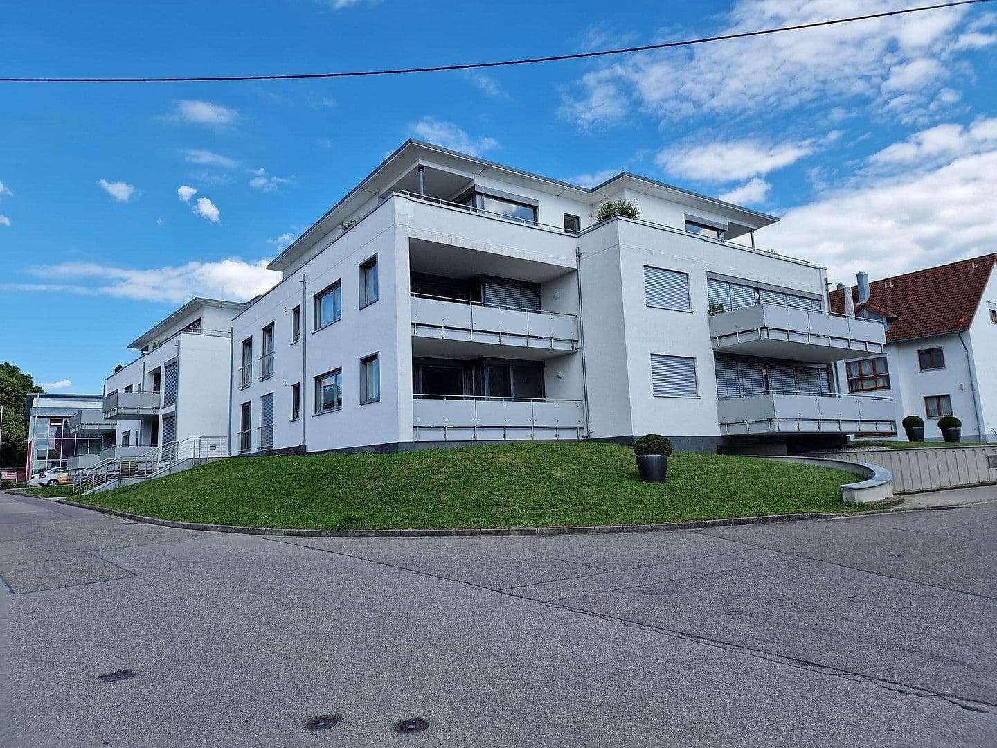 Prodej bytu 3+1 88 m², Pfaffenhofen an der Roth, Bavorsko Prodej bytu 3+1 88 m², Pfaffenhofen an der Roth, Bavorsko