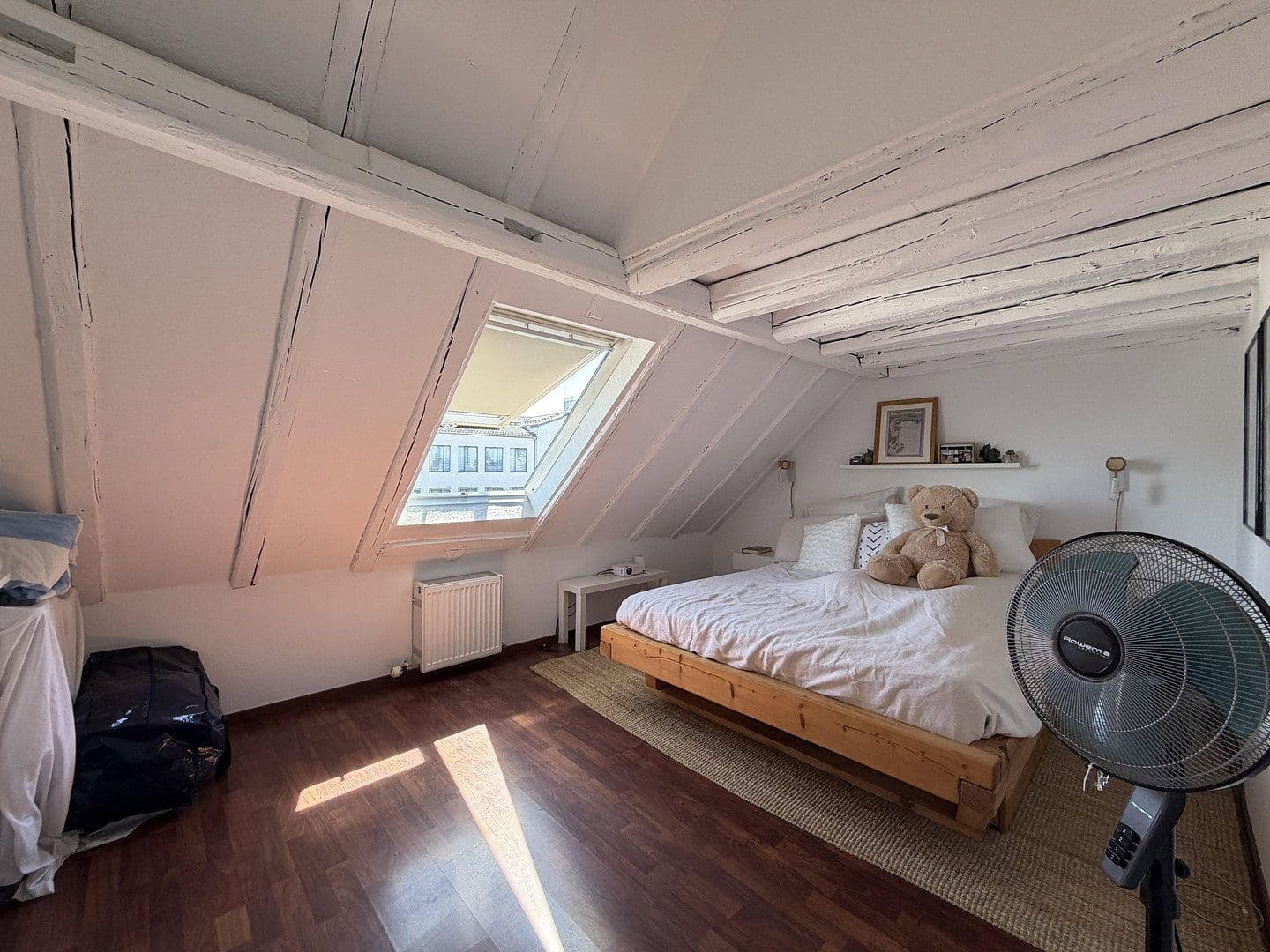Pronájem bytu 3+1 84 m², Eckenheimer Landstraße 103, Frankfurt am Main, Hessen Pronájem bytu 3+1 84 m², Eckenheimer Landstraße 103, Frankfurt am Main, Hessen