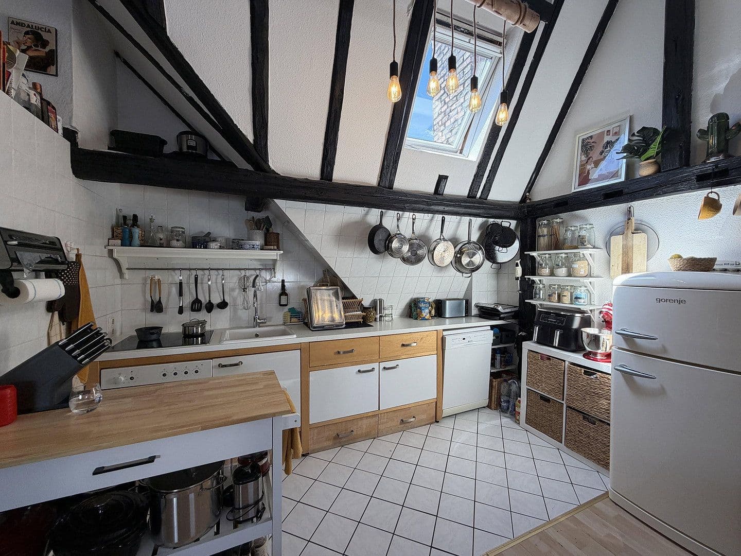 Pronájem bytu 3+1 84 m², Eckenheimer Landstraße 103, Frankfurt am Main, Hessen Pronájem bytu 3+1 84 m², Eckenheimer Landstraße 103, Frankfurt am Main, Hessen