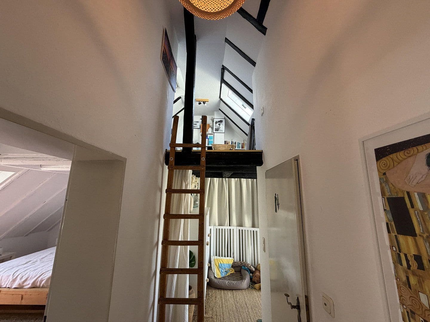 Pronájem bytu 3+1 84 m², Eckenheimer Landstraße 103, Frankfurt am Main, Hessen Pronájem bytu 3+1 84 m², Eckenheimer Landstraße 103, Frankfurt am Main, Hessen