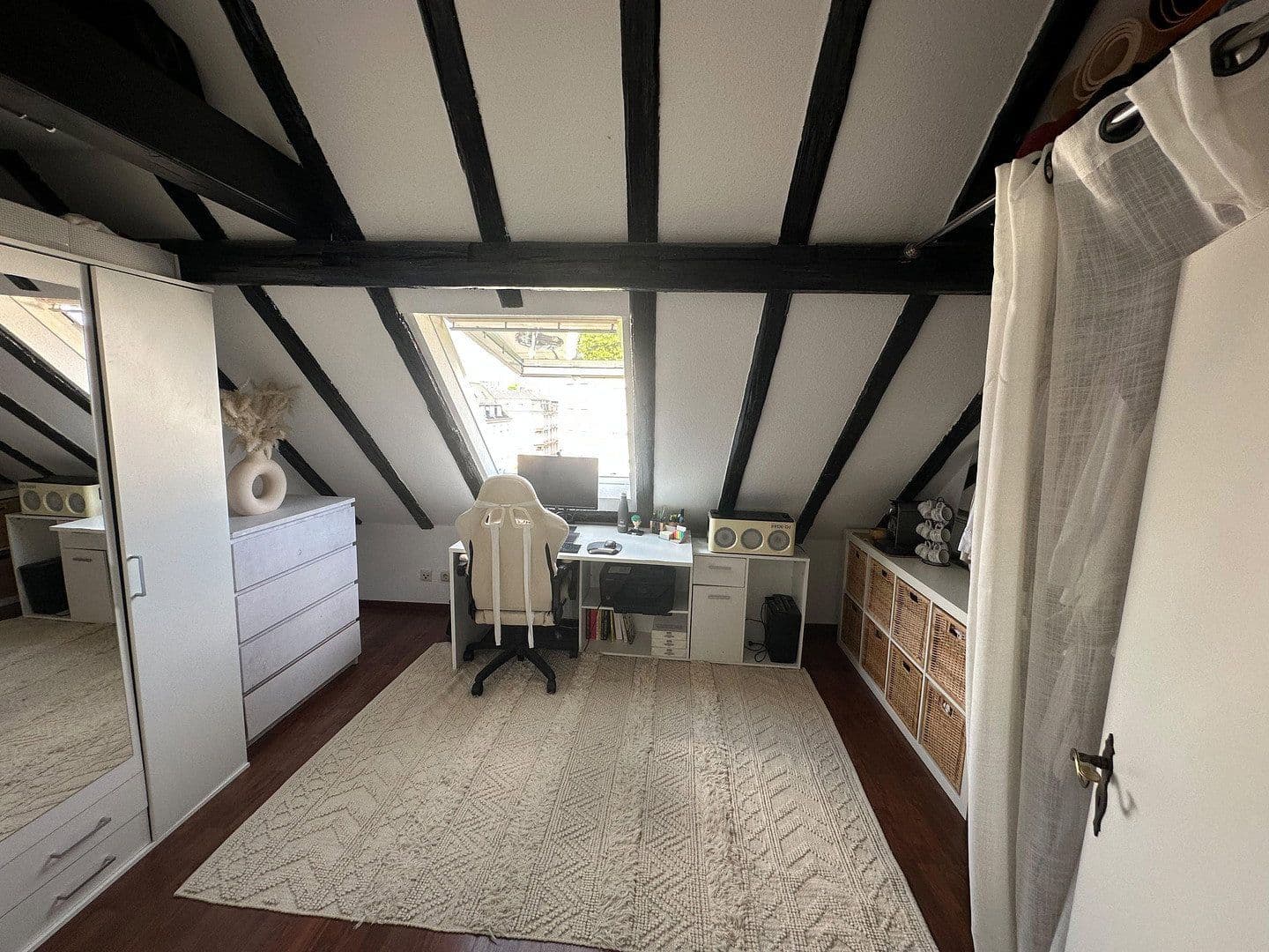 Pronájem bytu 3+1 84 m², Eckenheimer Landstraße 103, Frankfurt am Main, Hessen Pronájem bytu 3+1 84 m², Eckenheimer Landstraße 103, Frankfurt am Main, Hessen